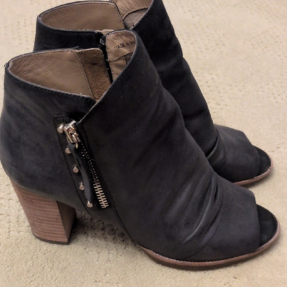 Stylish Black Ankle Boots